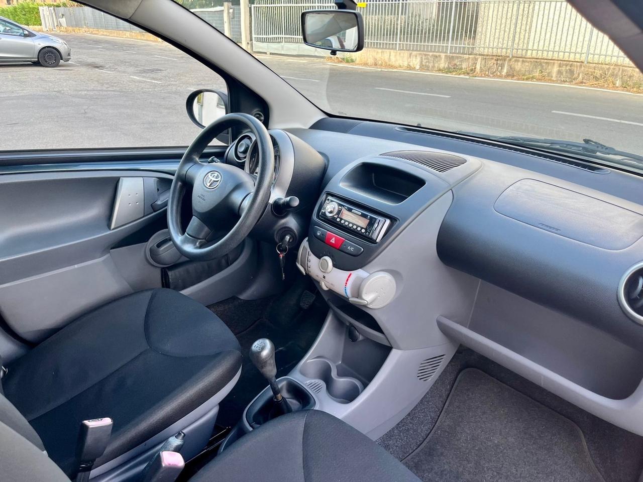 Toyota Aygo 1.0benz 2008 86.000km per neopatentati