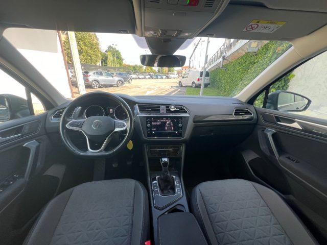 VOLKSWAGEN Tiguan 2.0 TDI SCR Life UNICO PROPRIETARIO KM TAGLIANDATI