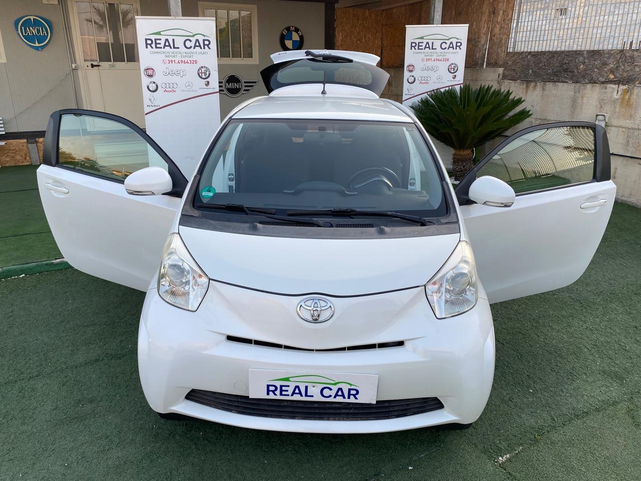 Toyota iQ Clima Benzina Neopatentati