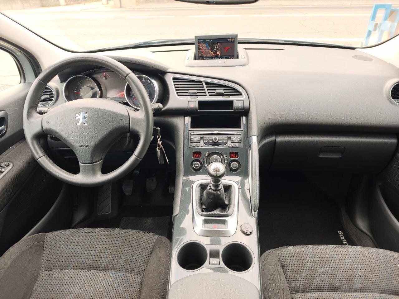 Peugeot 3008 1.6 HDi 112CV Premium