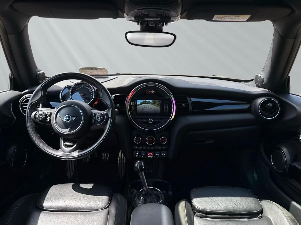 MINI John Cooper Works 231cv