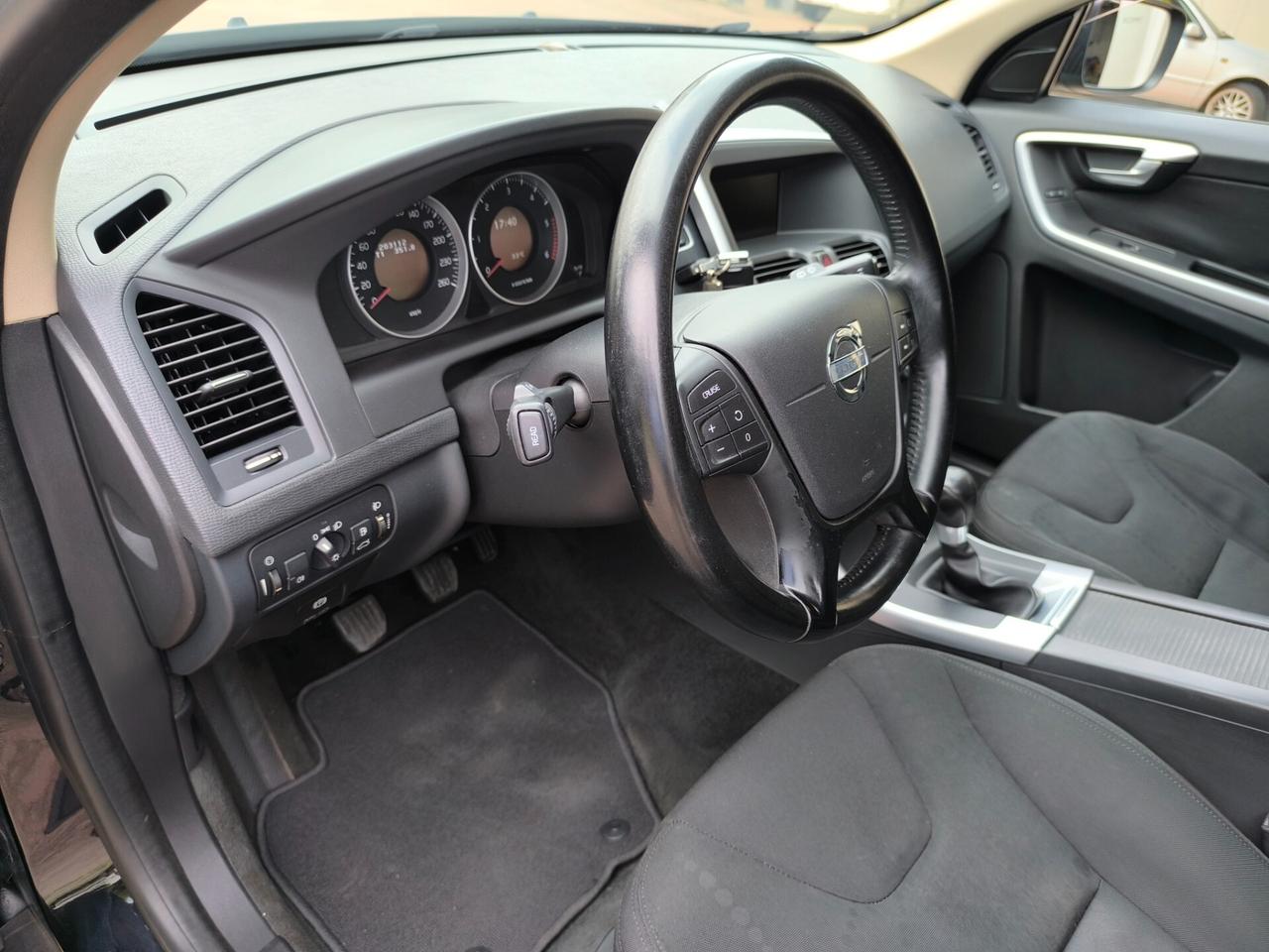 Volvo XC 60 XC60 D5 AWD Summum