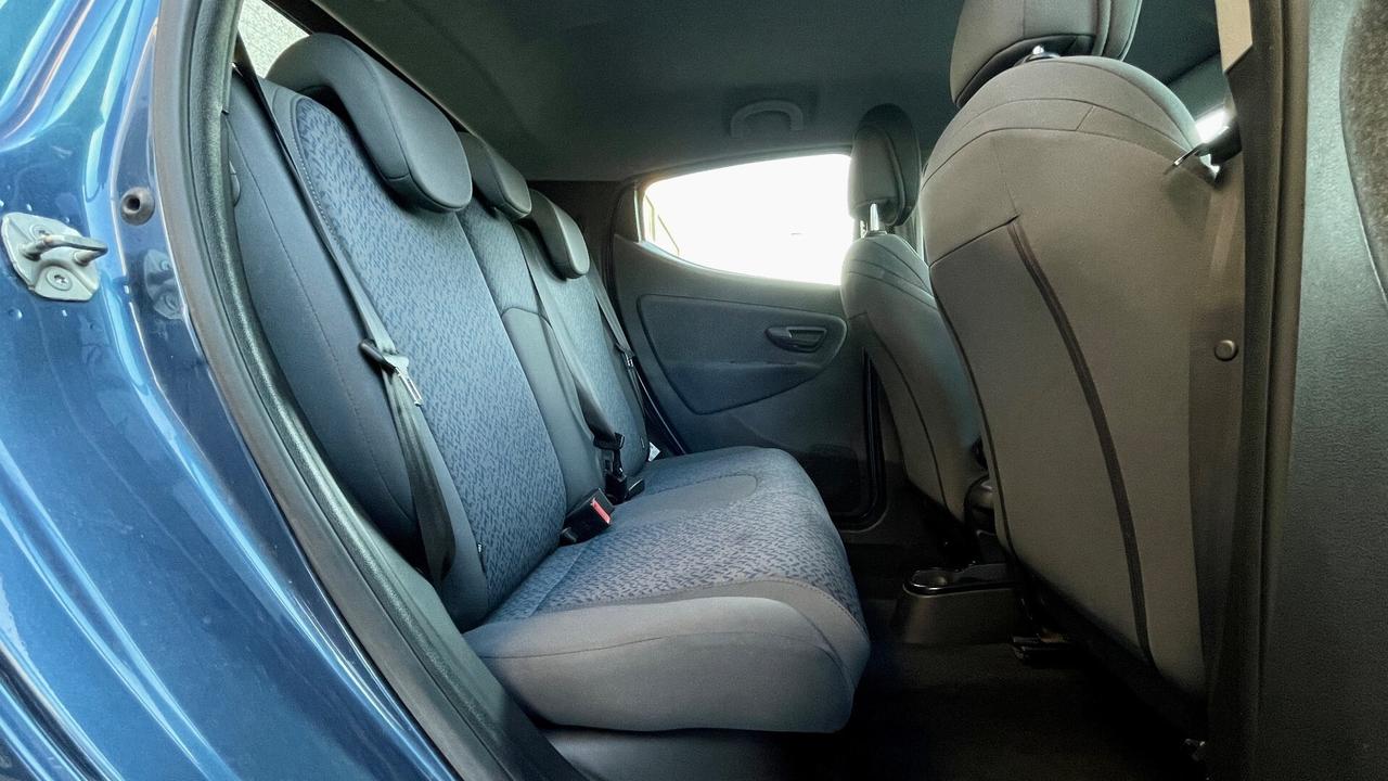 LANCIA 1.0 FIREFLY HYBRID 5P 69CV - NEOPATENTATI