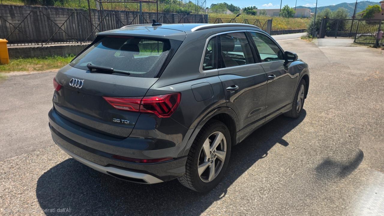 Audi Q3 35 TDI S tronic Business Advanced