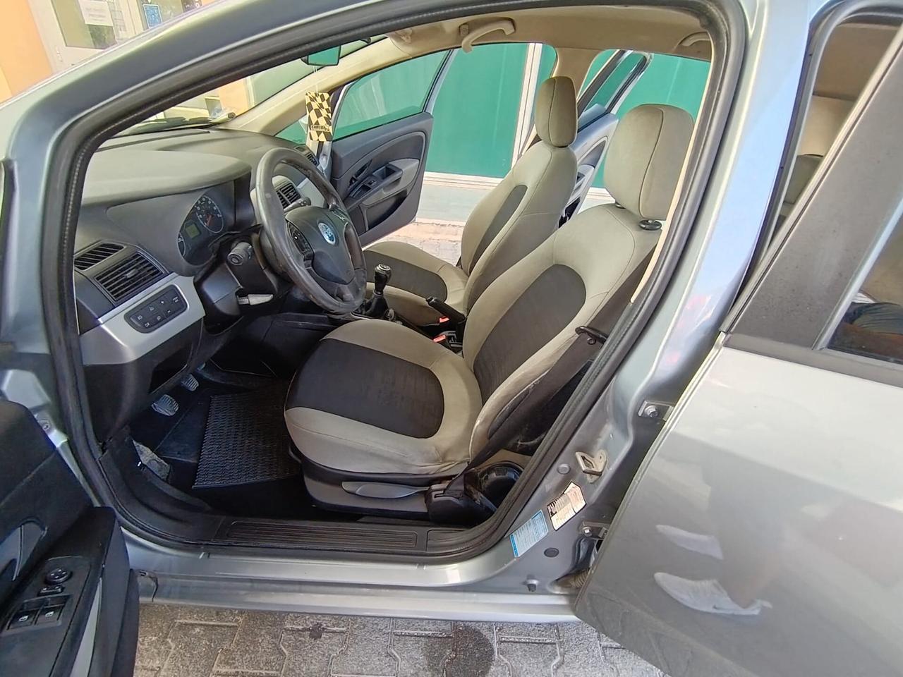 Fiat Grande Punto 1.3 MJT 75 CV 5 porte Active neopat occasione