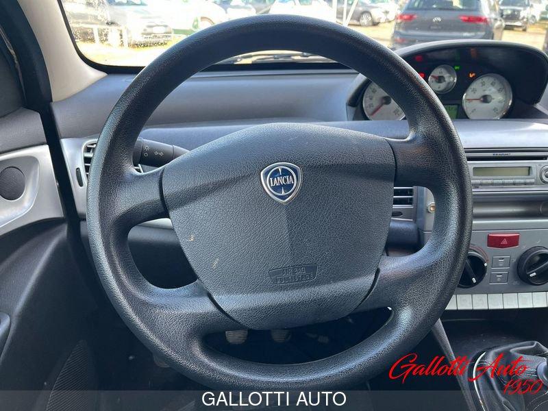 Lancia Ypsilon 1.2 60CV BENZINA MAN.