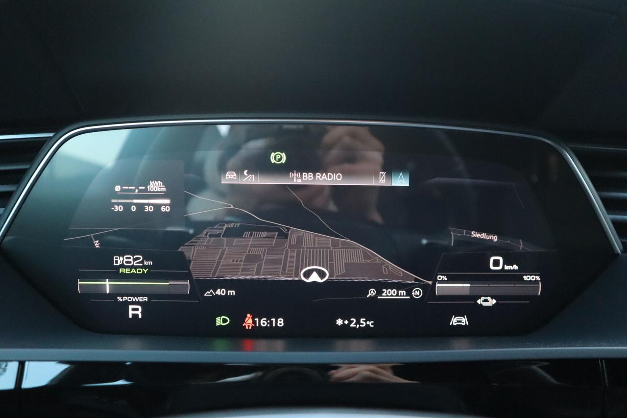 Audi e-tron E TRON 55 QUATTRO S-LINE MATRIX HEAD UP
