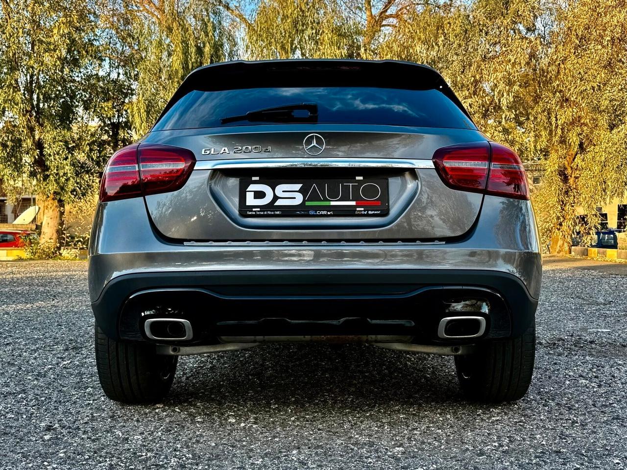 MERCEDES- BENZ GLA 200 D AUTOMATIC SPORT