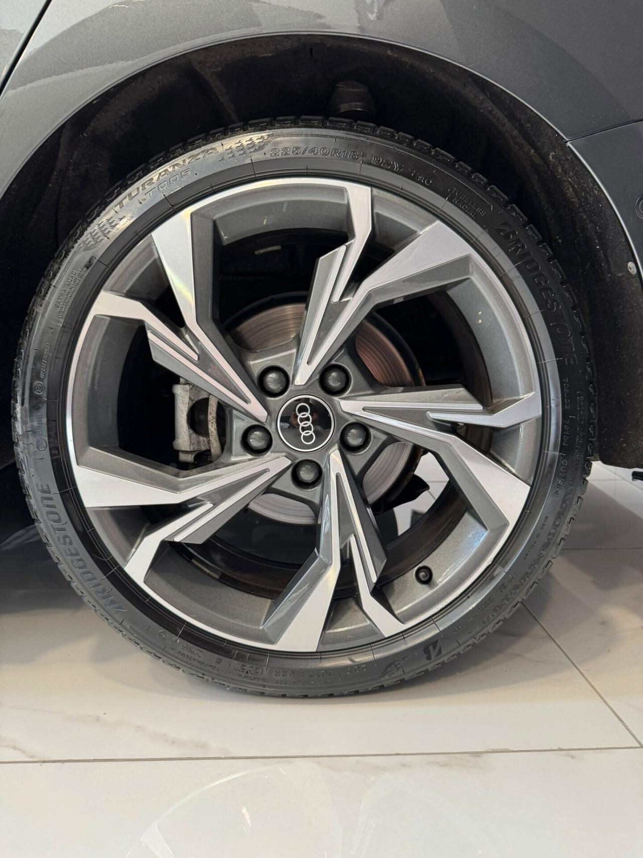 Audi A3 35 TDI S tronic S line edition