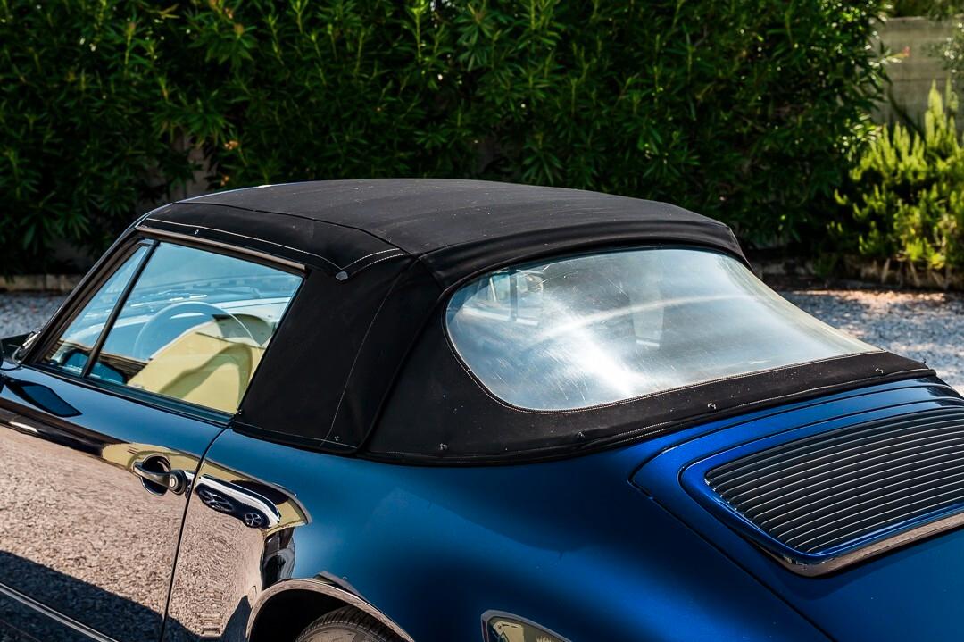 Porsche 911 964 Carrera Cabriolet