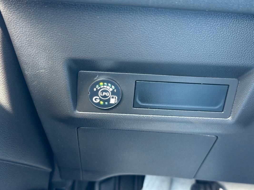 Renault Captur TCE 100 GPL EVOLUTION CON TELECAMERA E CARPLAY