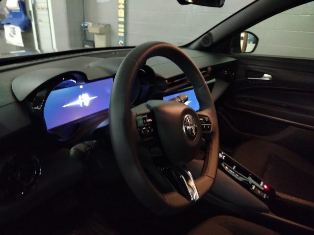 ALFA ROMEO Junior 1.2 136 CV Hybrid eDCT6