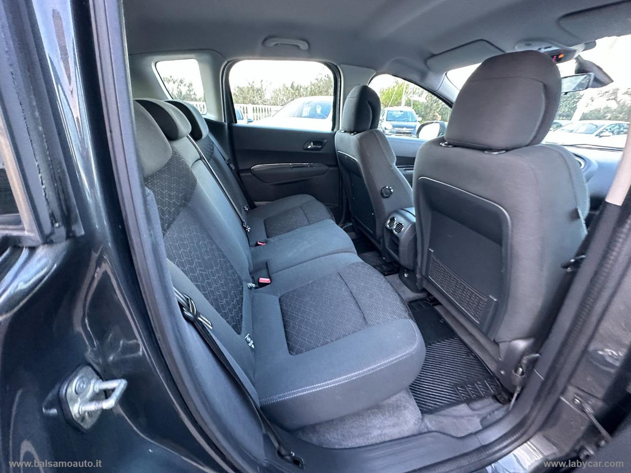 PEUGEOT 3008 1.6 HDi 115 CV Allure