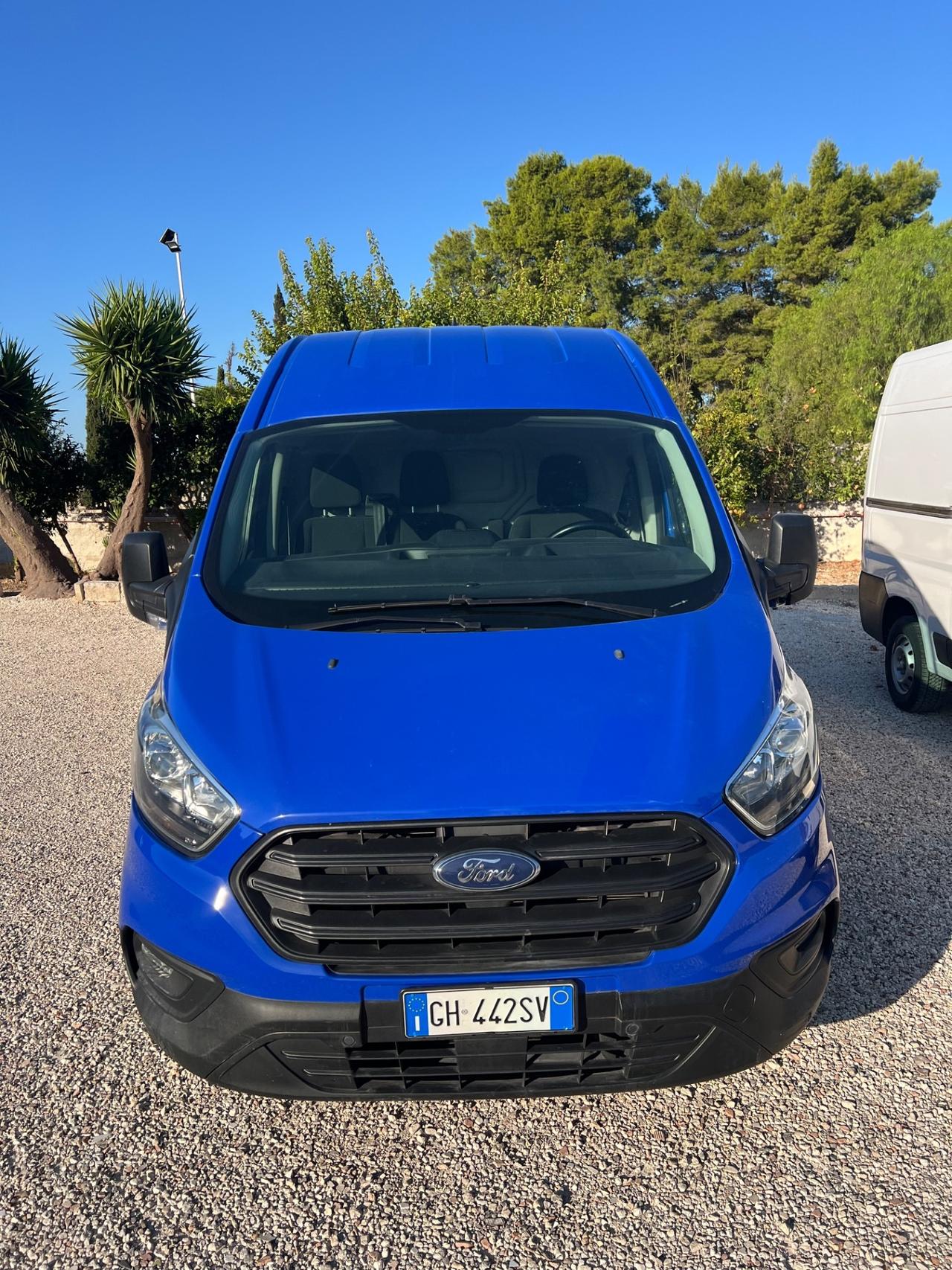 Ford Transit Custom L2H2 passo lungo tetto alto