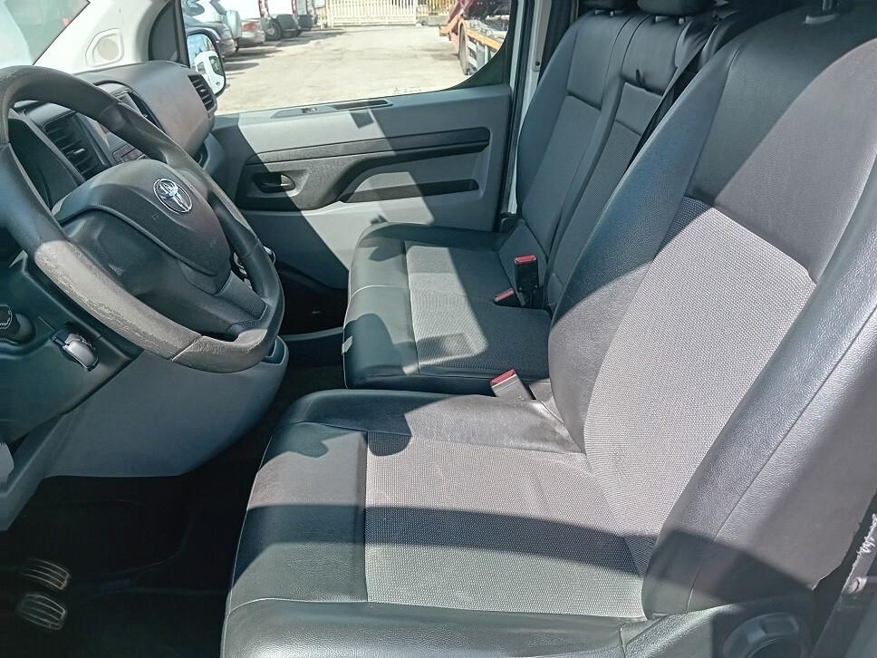 Toyota Proace Proace 1.6D 115CV S&S PC-TN Furgone Compact 4p.10q Comfort