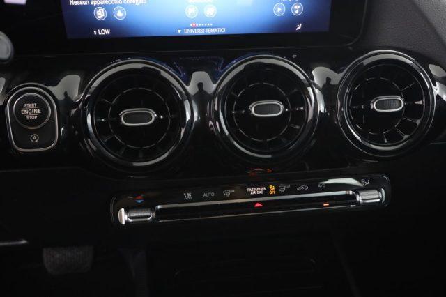 MERCEDES-BENZ CLA sse GLA GLA 180 d Automatic Business