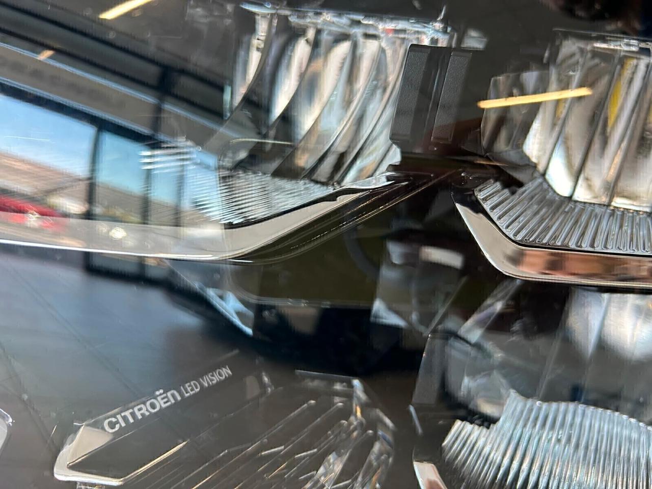 Citroen C4 FEEL PACK PureTech 130 6mt SPOTICAR