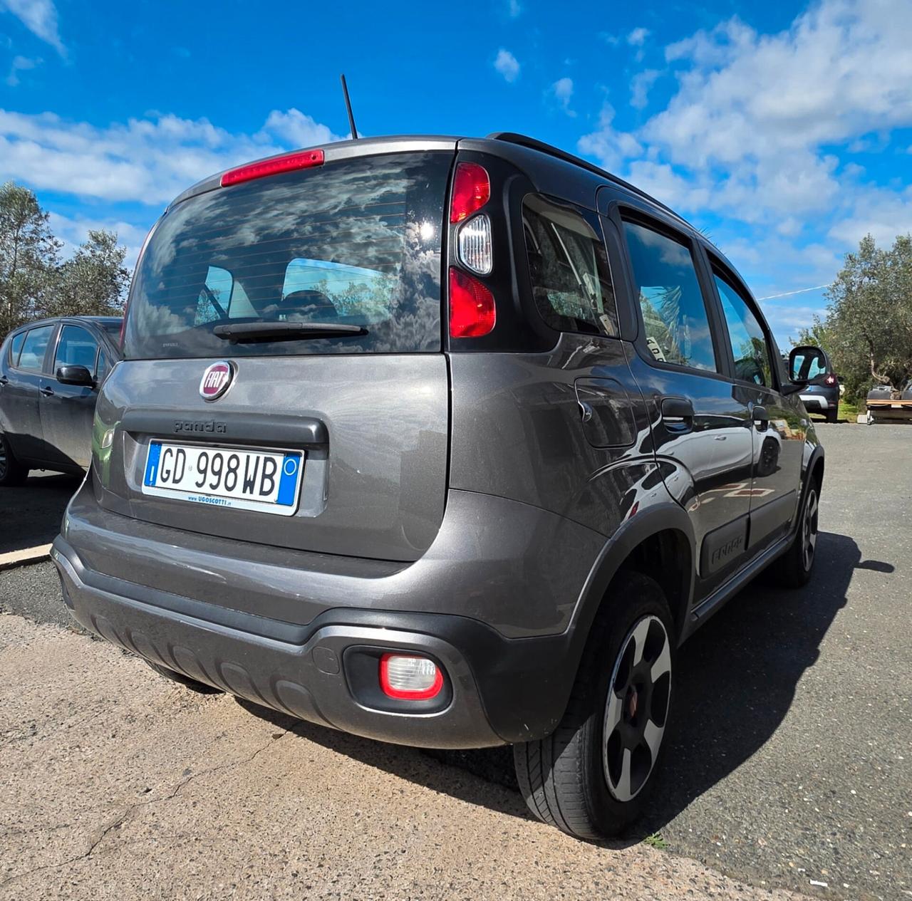 Fiat Panda 1.0 FireFly S&S Hybrid City Cross