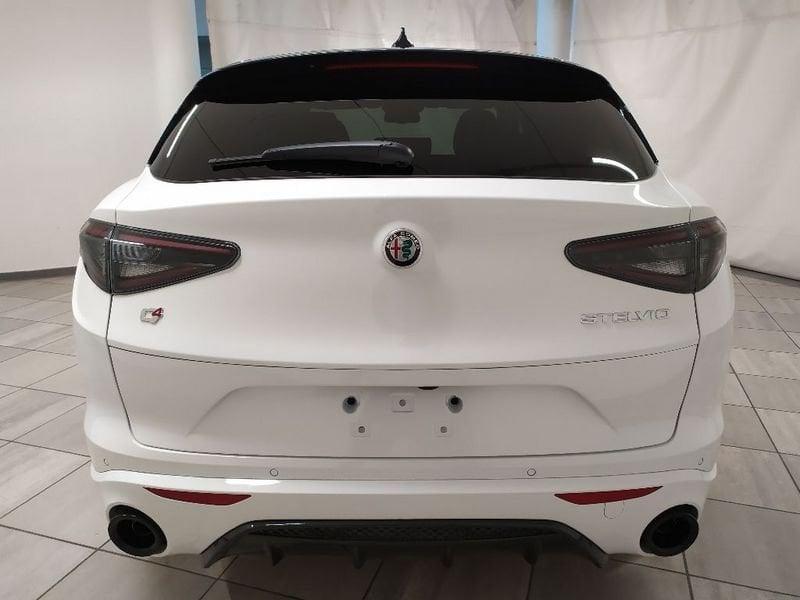 Alfa Romeo Stelvio 2.2 t Tributo Italiano Q4 210cv auto