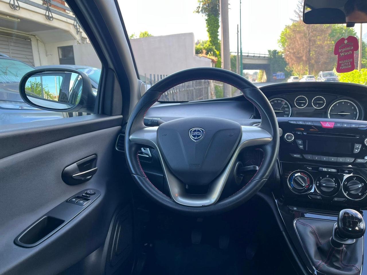 Lancia Ypsilon 0.9 T NATURAL POWER 85CV Ecochic Elefantino