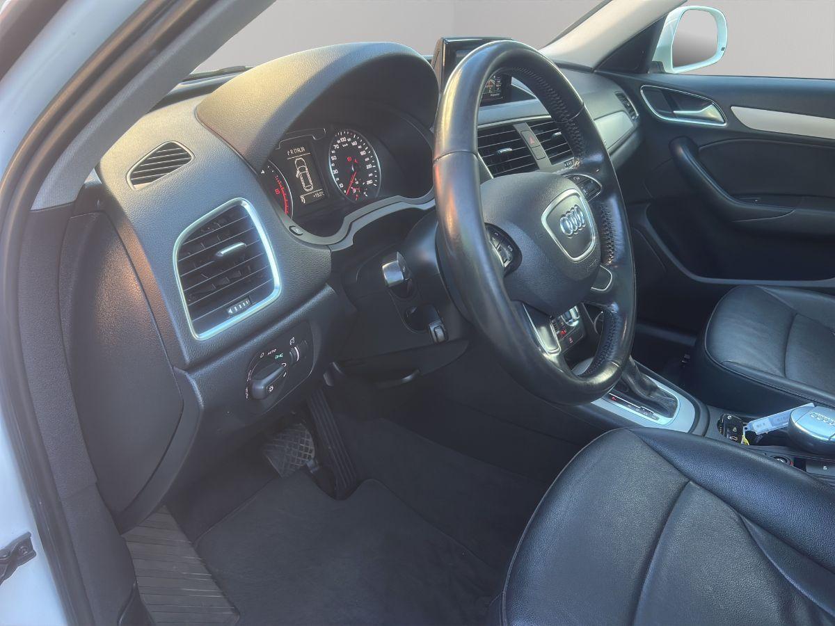 AUDI - Q3 - 2.0 TDI quattro S Line Edition