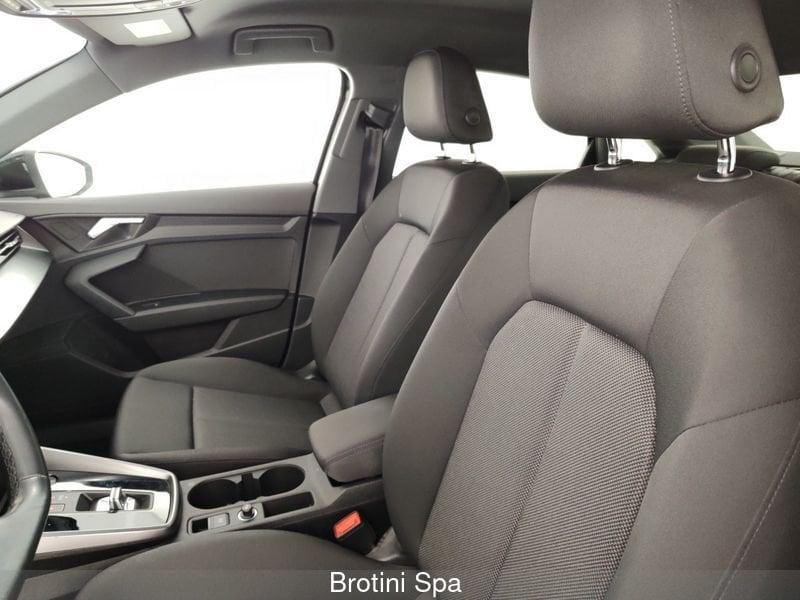 Audi A3 30 TDI S line Edition