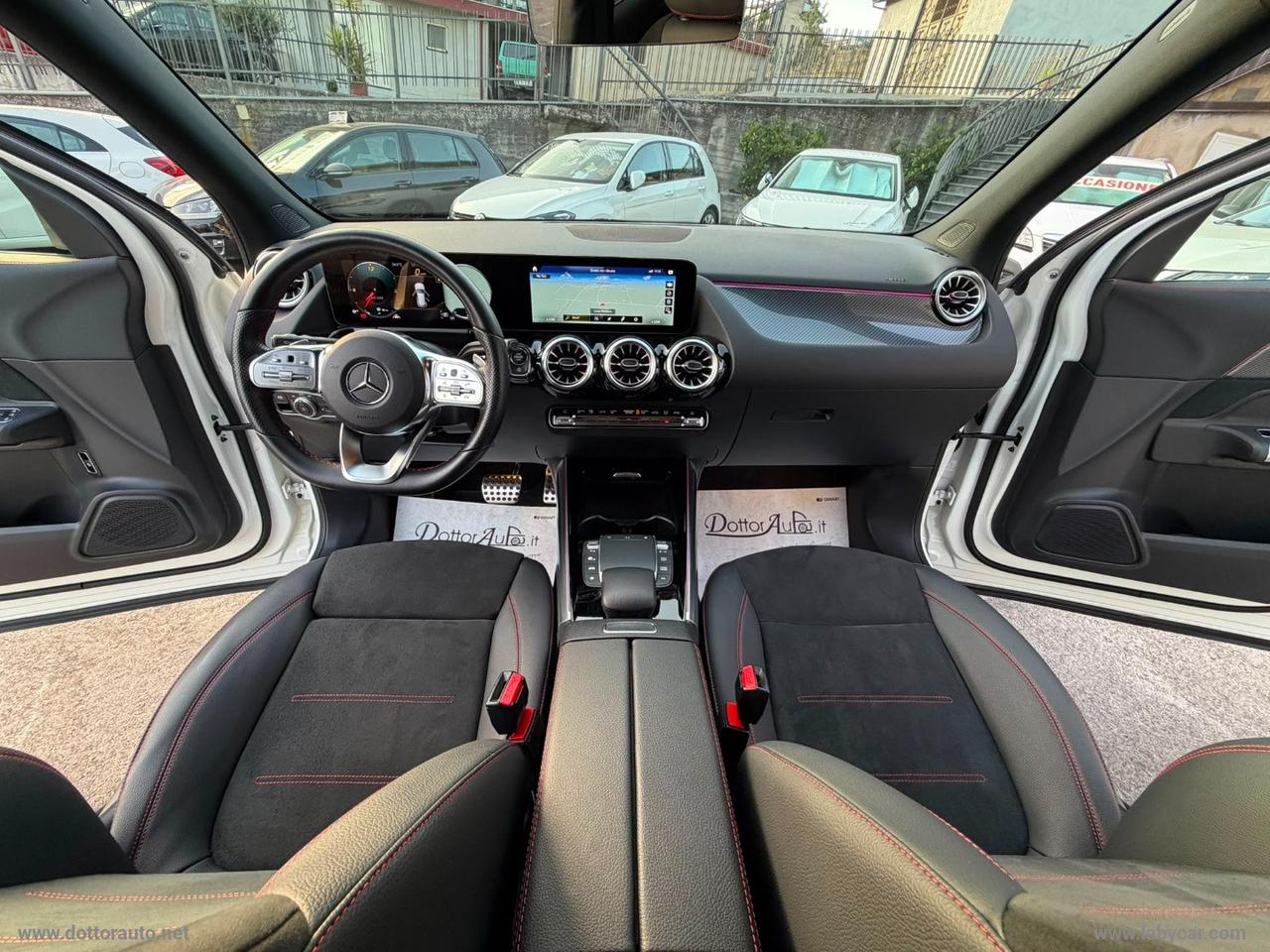 MERCEDES-BENZ GLA 200 d Automatic 4Matic Premium