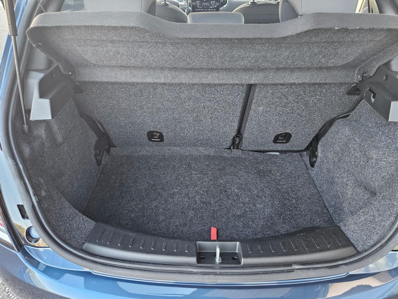 Lancia Ypsilon 1.0 FireFly 5 porte S&S Hybrid Gold