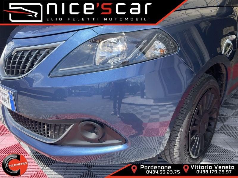 Lancia Ypsilon Ypsilon 1.0 FireFly 5 porte S&S Hybrid Ecochic Silver