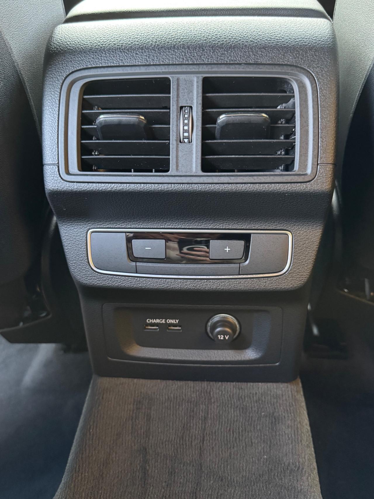 Audi Q5 40 quattro S tronic line plus