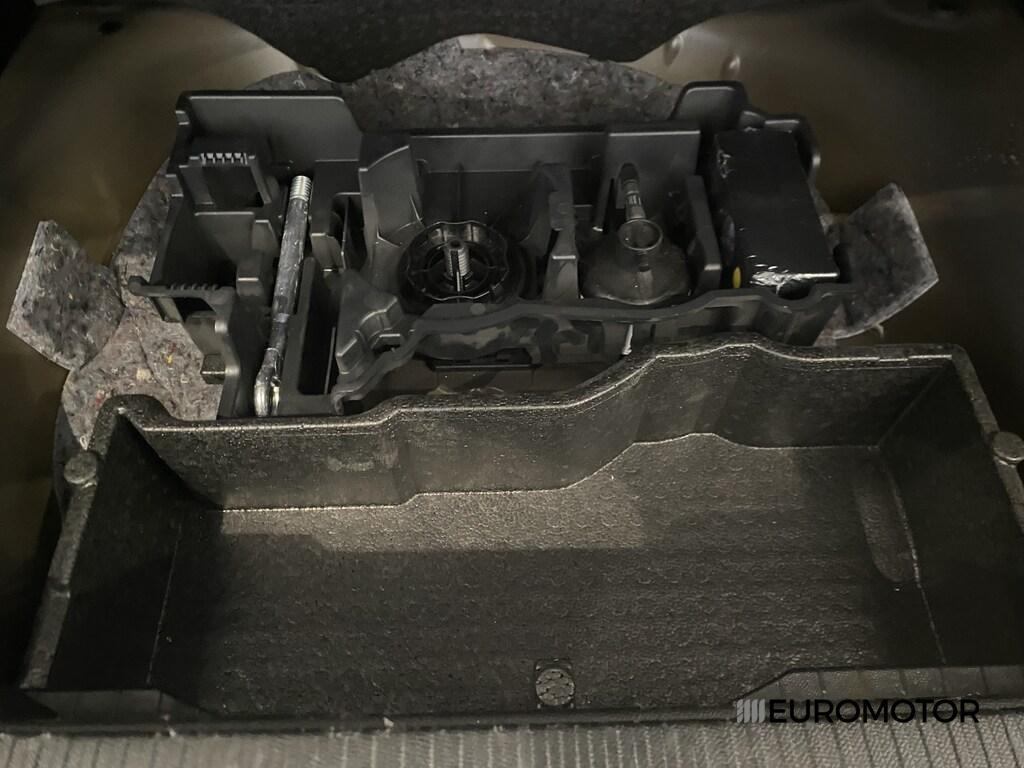 Peugeot 2008 1.2 PureTech Allure Pack