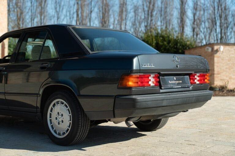 1988 MERCEDES-BENZ 190 E - MER00293