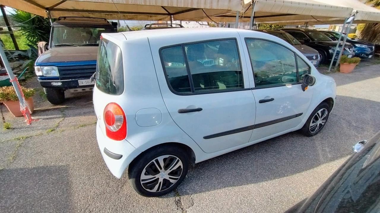 Renault Modus 1.2 5 Porte