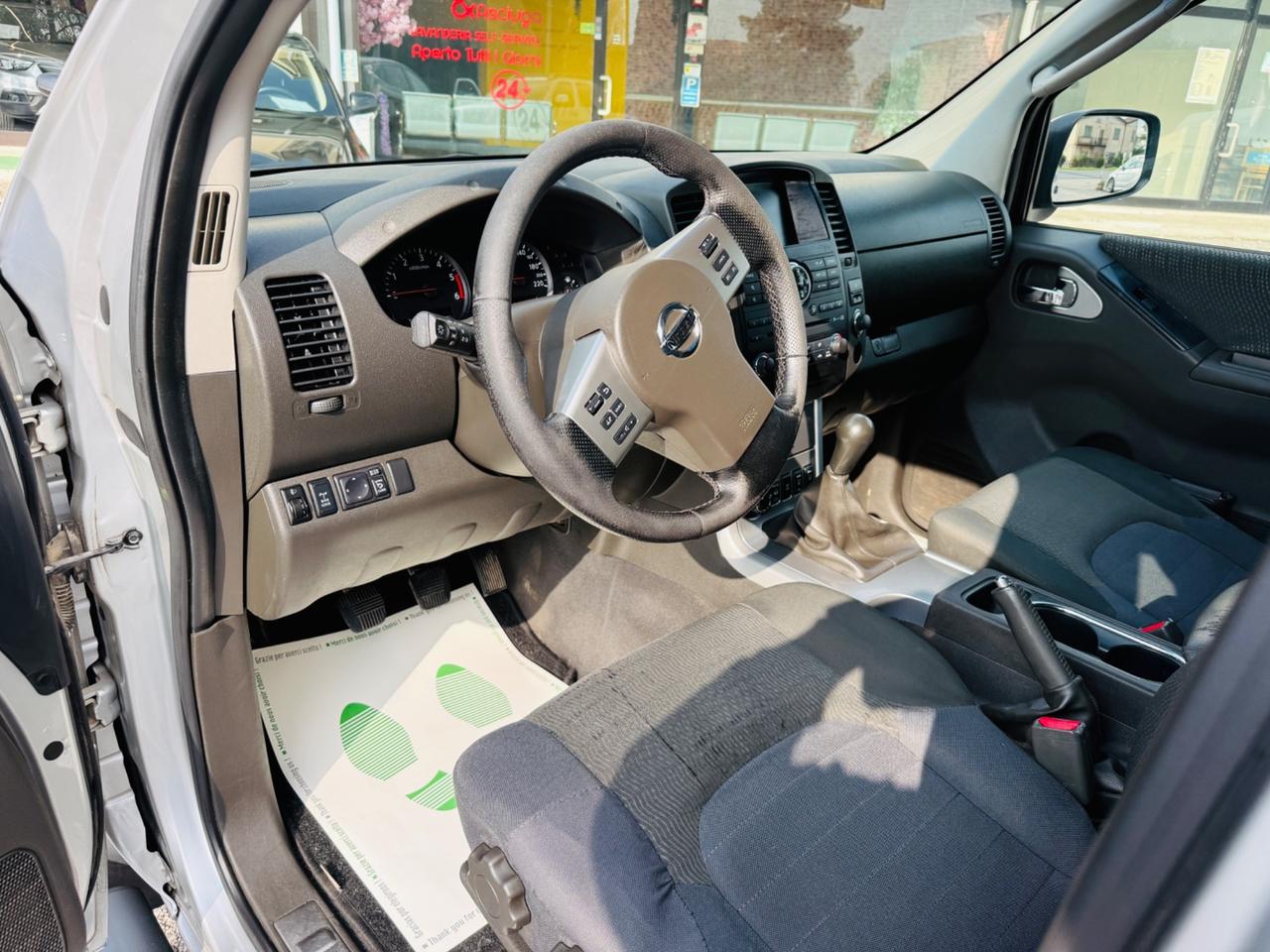 Nissan Navara 2.5 dCi 190CV 4 porte Double Cab XE