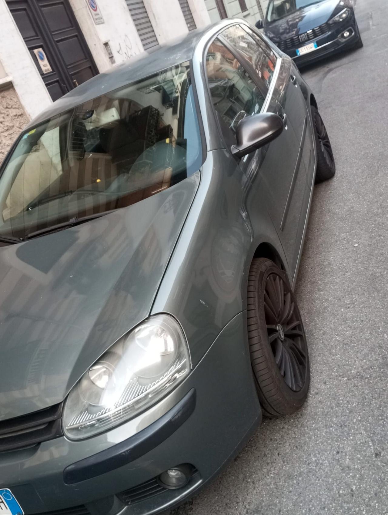 Volkswagen Golf 1.6 16V FSI 5p. Comfortline