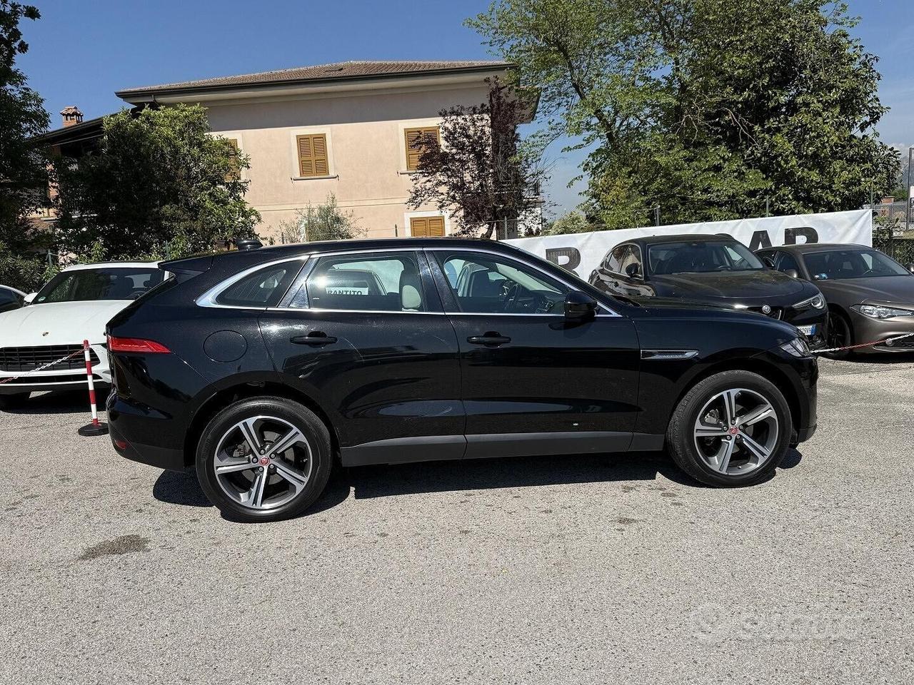 JAGUAR F PACE FULL OPTIONAL GARANZIA 24 MESI