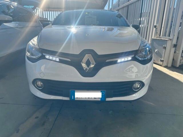 RENAULT CLIO GPL 10/2014