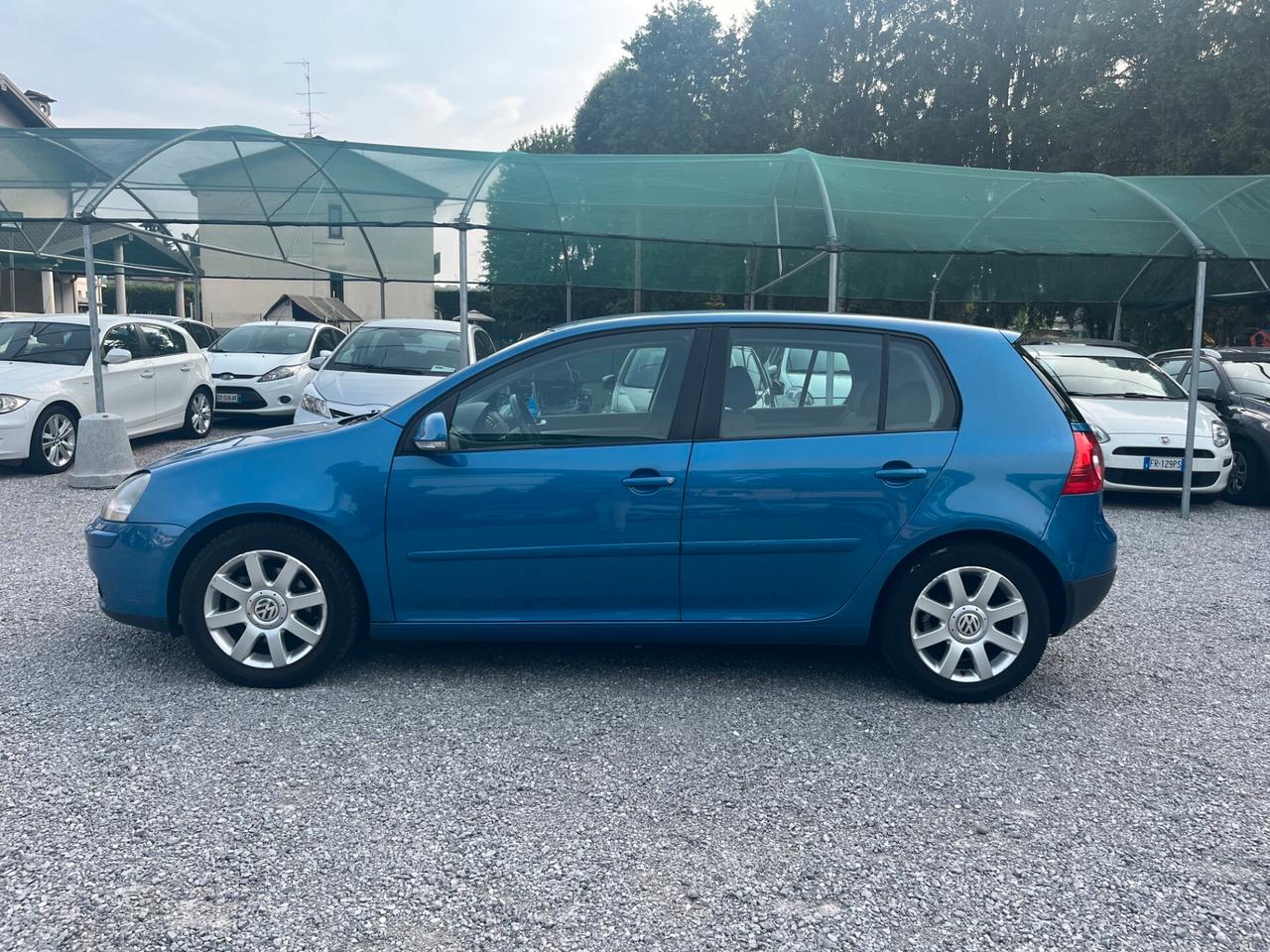 Volkswagen Golf 1.6 16V FSI 5p. Comfortline