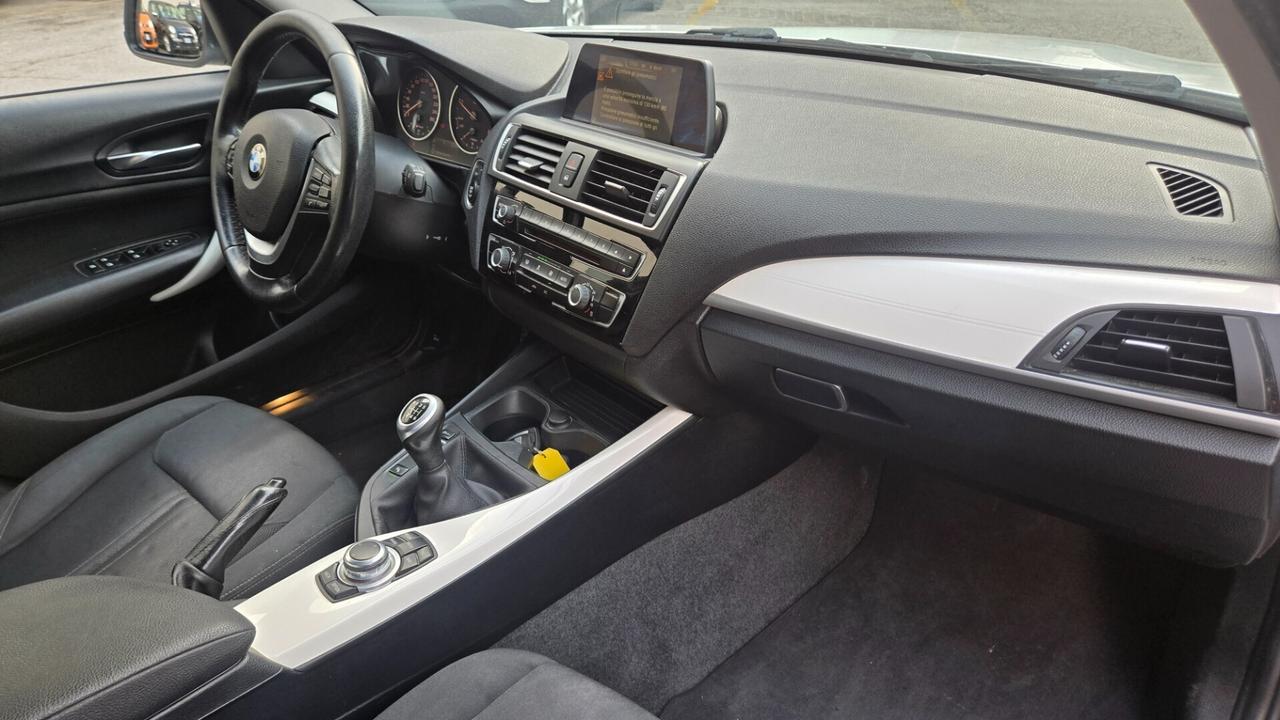 Bmw 116 116d 5p. SPORT
