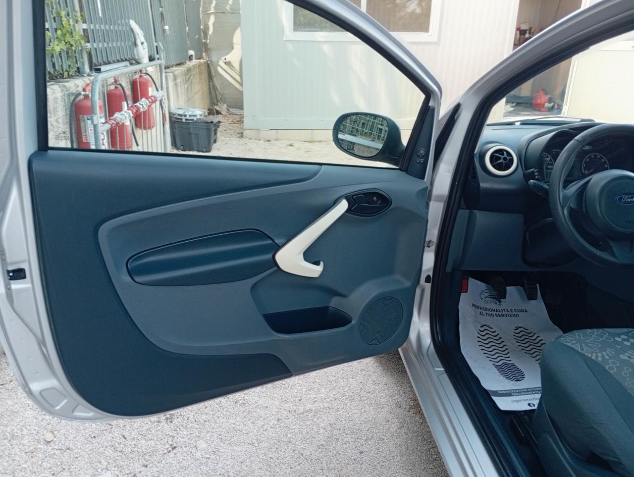 Ford Ka Ka+ 1.3 TDCi 75CV cDPF