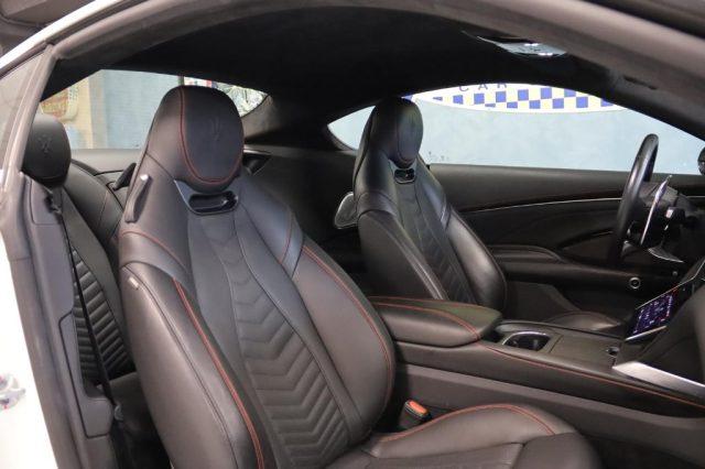 MASERATI GranTurismo V6 550 CV AWD Trofeo IVA ESP.