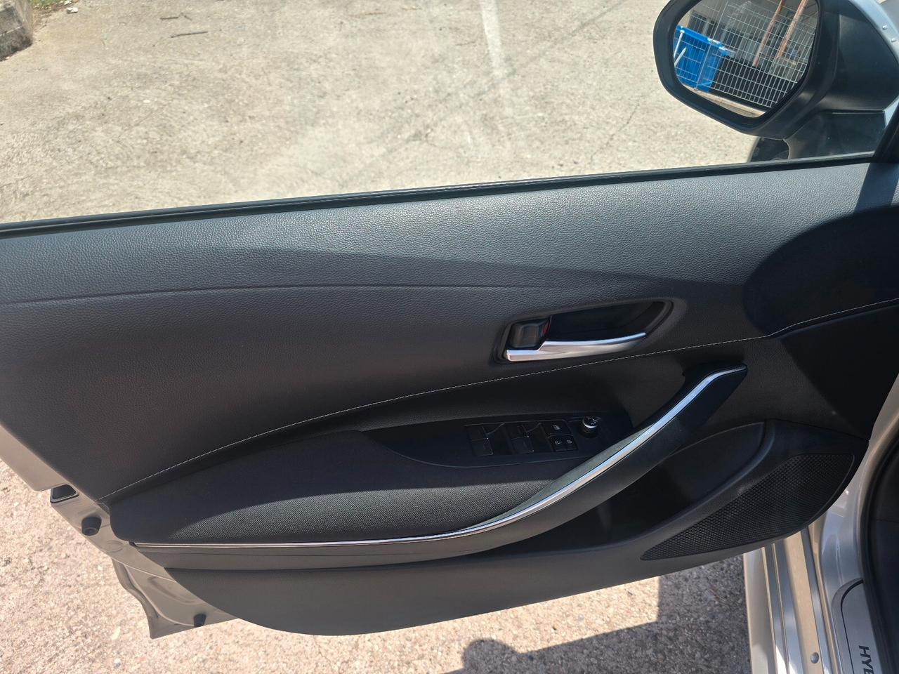 Toyota Corolla Touring Sports 1.8 Hybrid Business