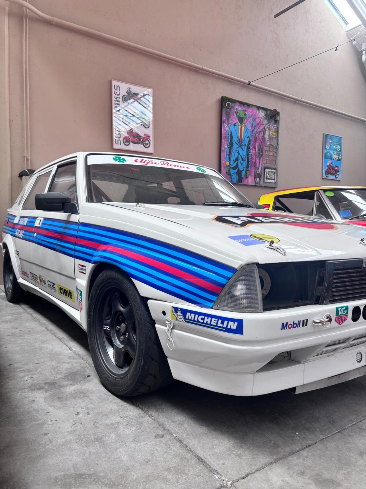 Alfa Romeo 75 V6 Pronto Pista