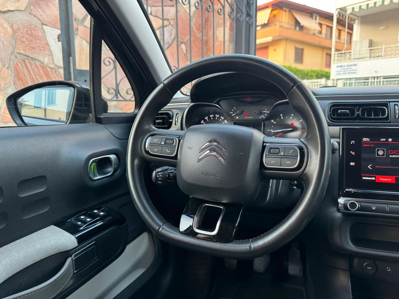 Citroen C3 PureTech 82 GPL Shine