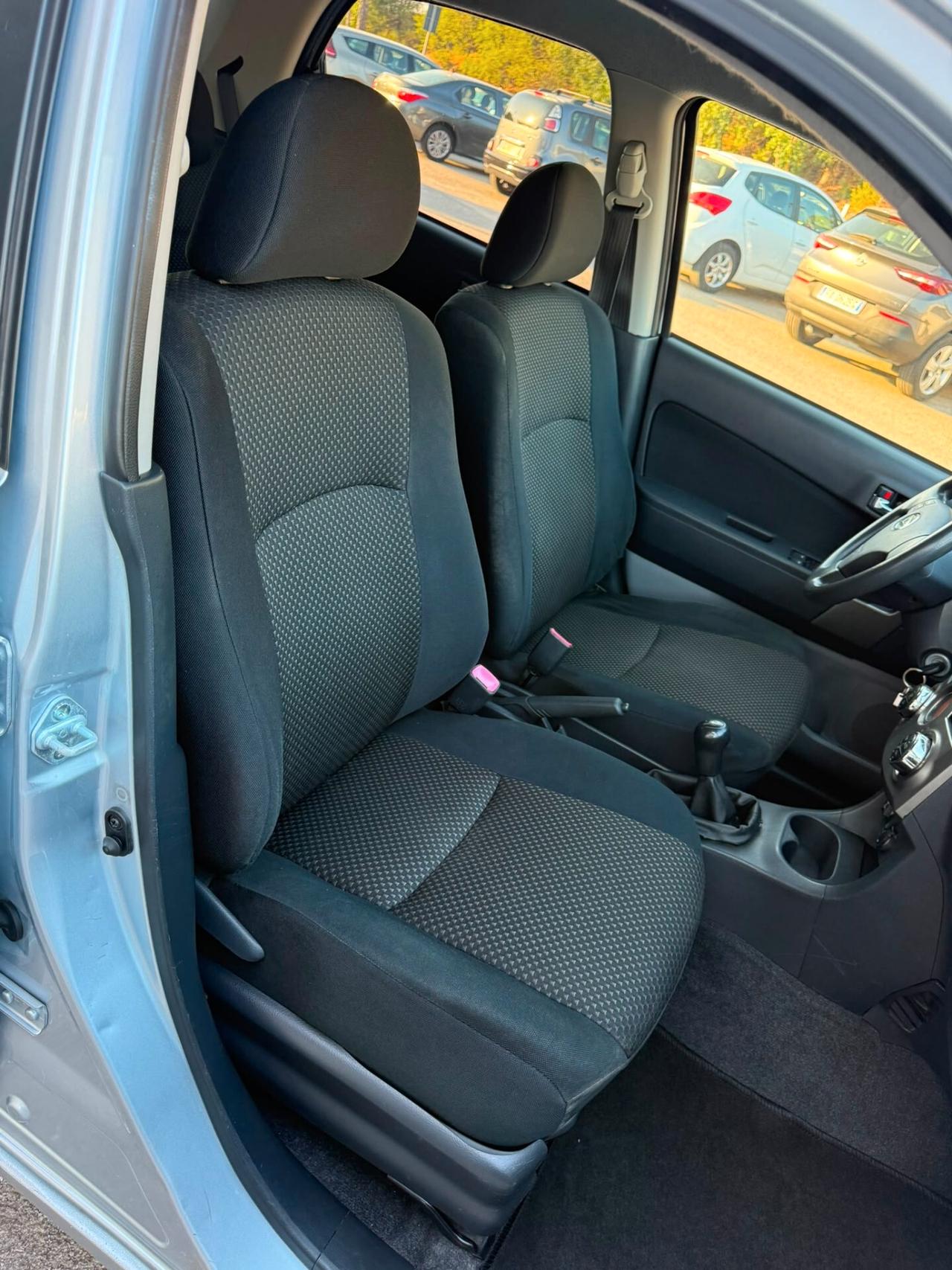 Daihatsu Terios 1.5 2WD B Easy Five GPL