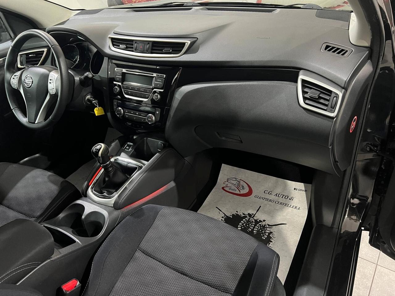 Nissan Qashqai 1.6 dCi 4WD Tekna 131 cv 2014