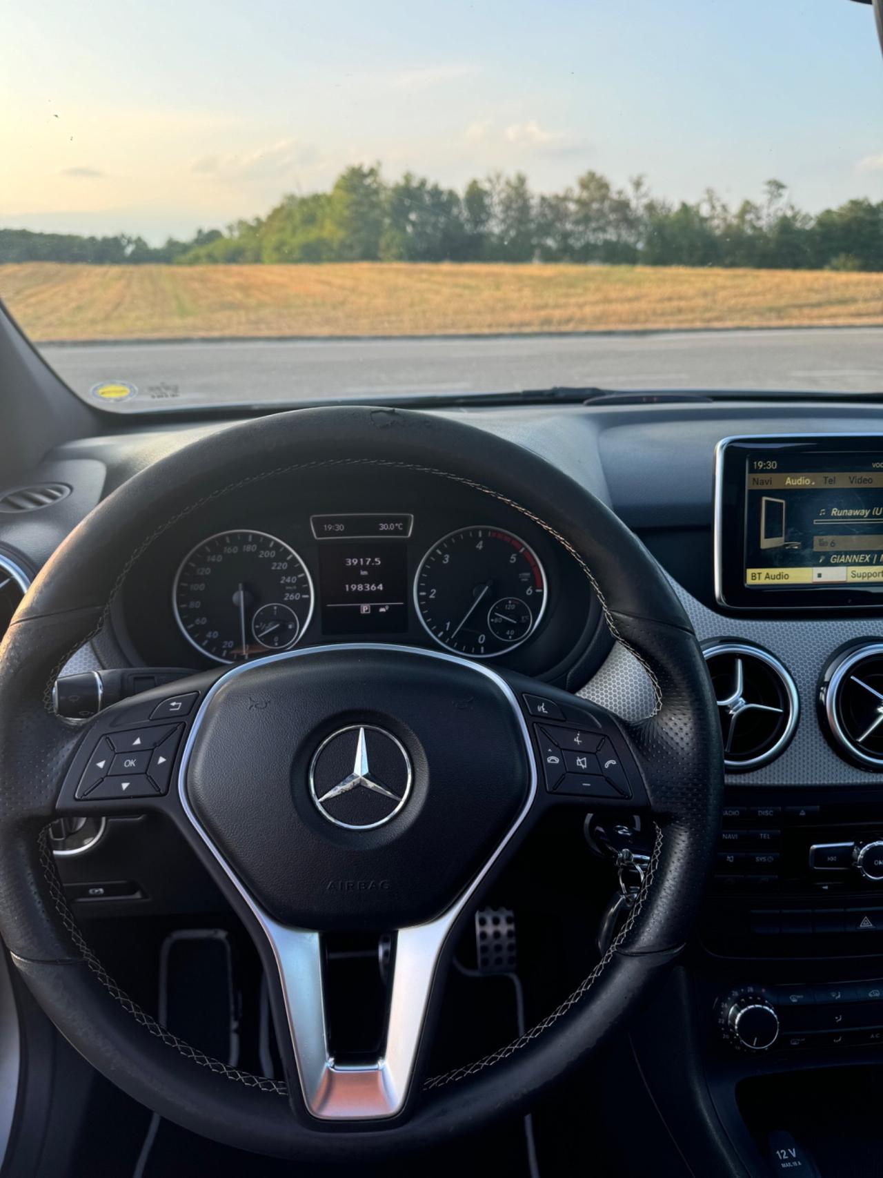 Mercedes-benz B 180 CDI BlueEFFICIENCY Premium