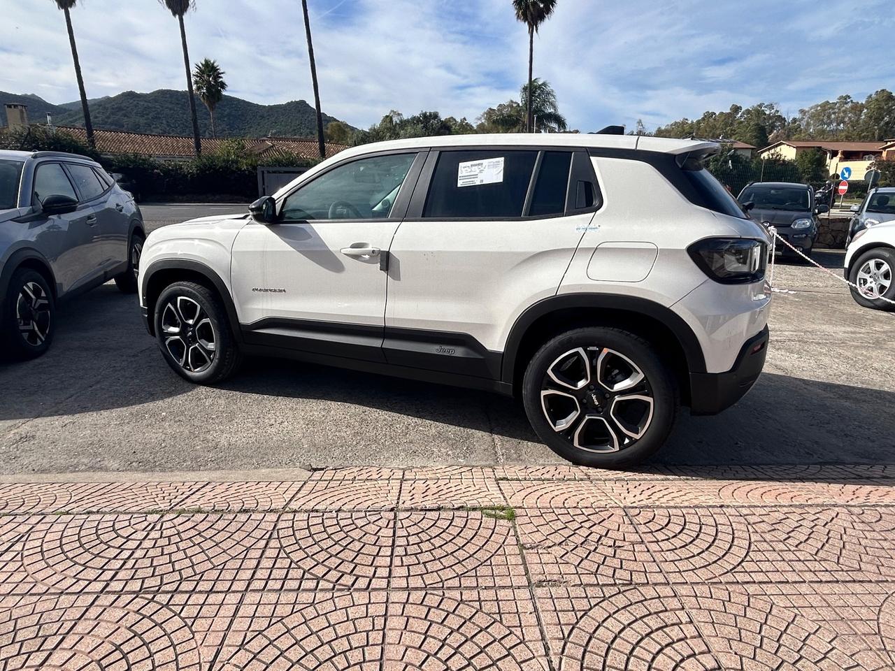 Jeep Avenger 1.2 Turbo 100 CV MHEV Summit