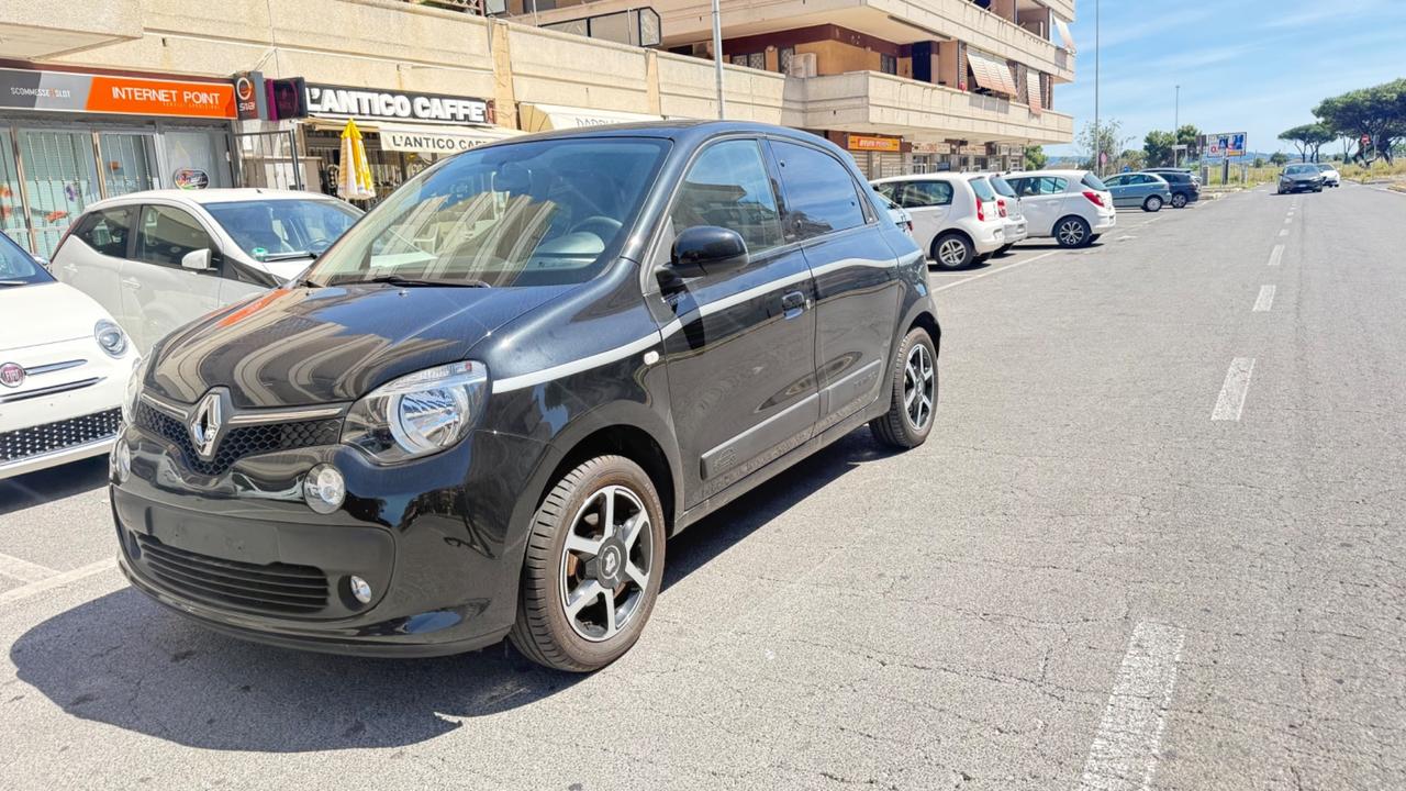 Renault Twingo LIMITEED C.AUTOMATICATO LED PDC BLUETOOTH CERCHI 16 SEDILI RISCALDATI