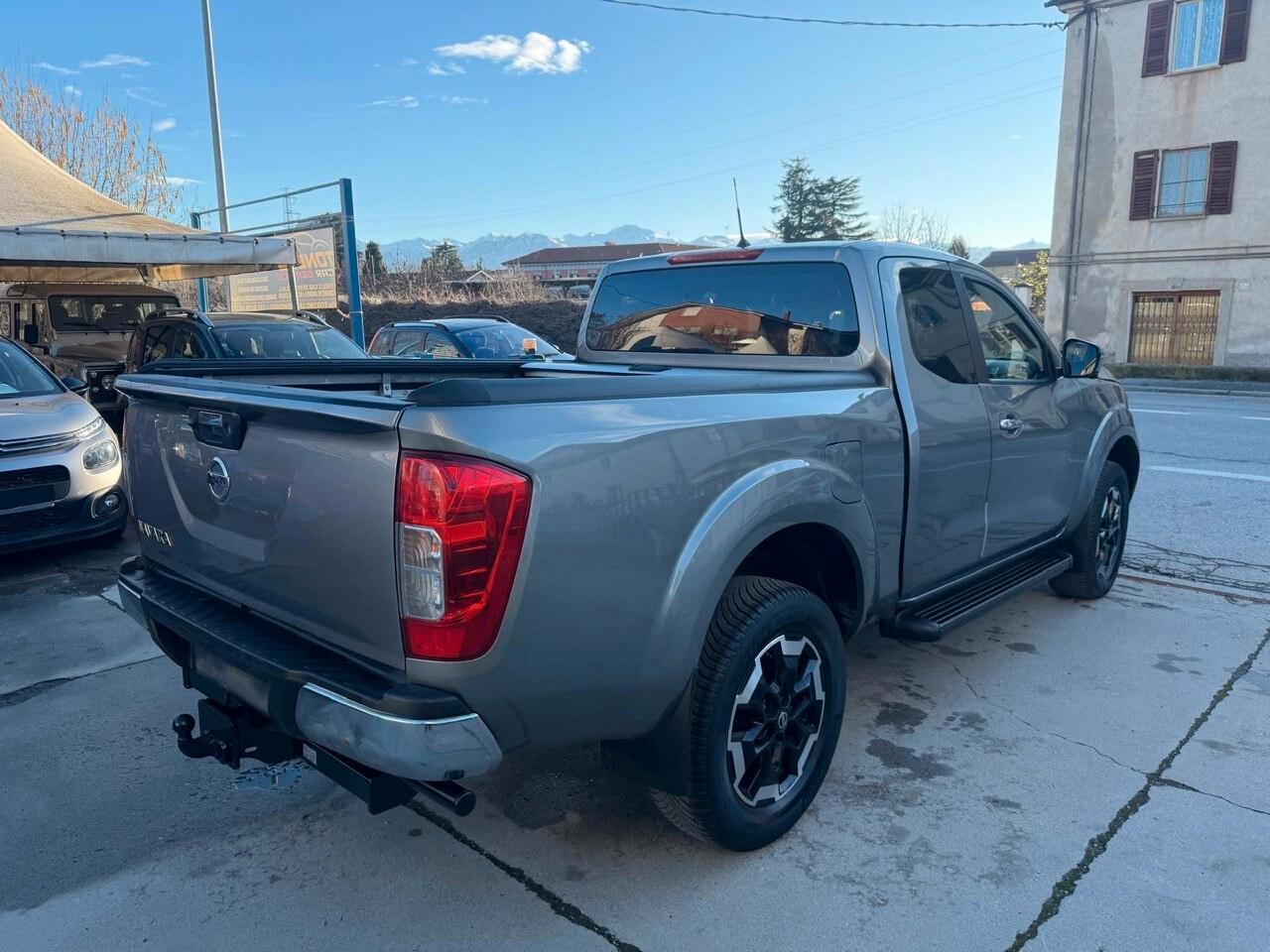 Nissan Navara 2.3 dCi 4WD King Cab Acenta